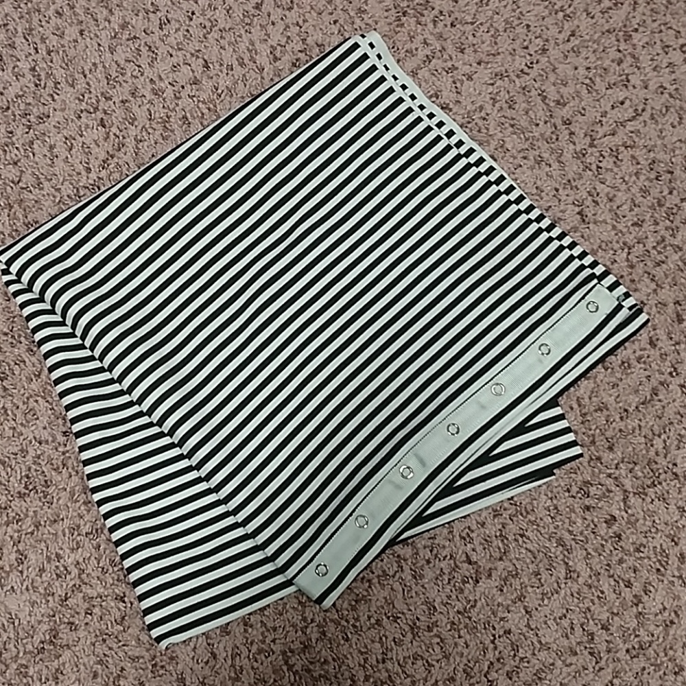 Mint and Black Lululemon scarf